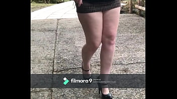 Very short skirt on fat bird